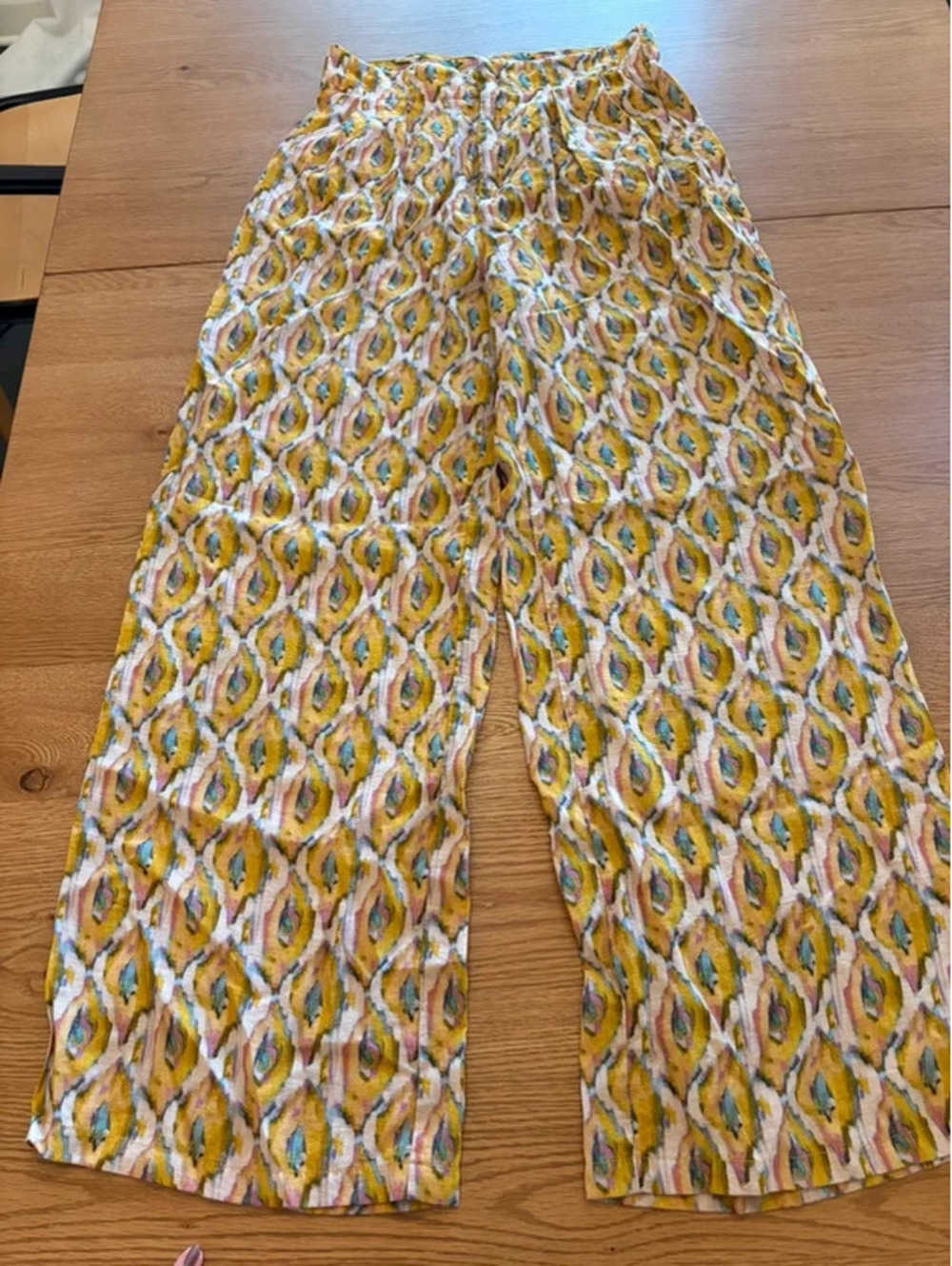 See U Soon wide leg size 4